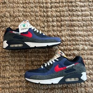 Nike Air Max 90 "Air Max Running Club" - Navy/